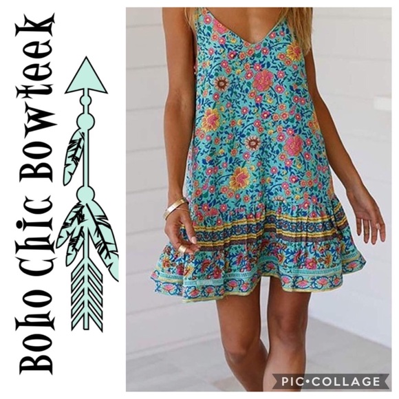 Dresses & Skirts - 🏆Boho Turquoise Floral Dress